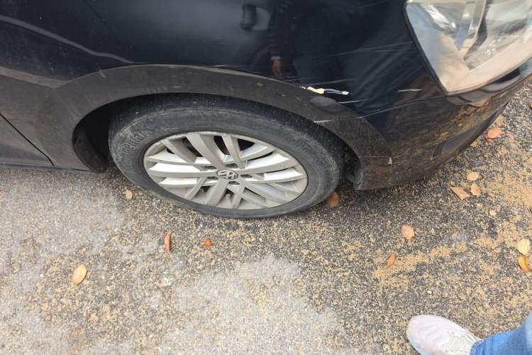 Used Volkswagen Santana 2013 1.6L Manual Comfort Edition