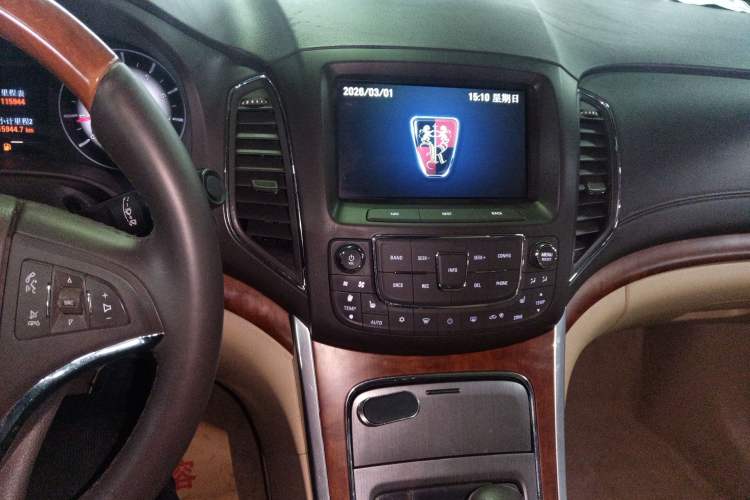 Used Roewe 950 2015 2.0T Luxury Executive Edition