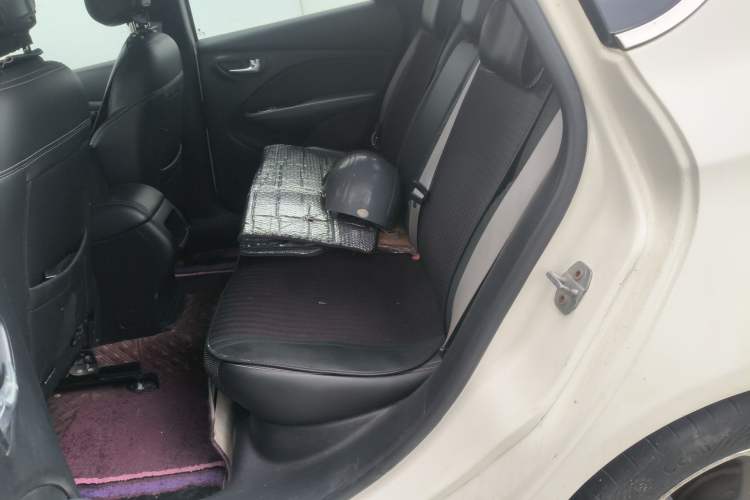 Used Fiat Viaggio 2012 1.4T Automatic Luxury Edition Left Rear Seat