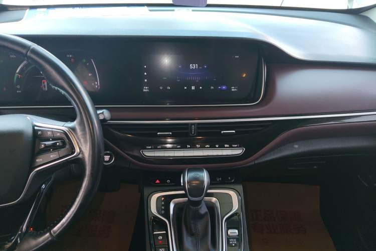 Used GAC Trumpchi M6 2021 PRO 270T DCT Luxury Edition Audio And AC Panel