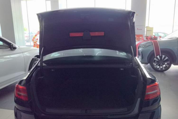 Used Volkswagen Magotan 2017 330TSI DSG Luxury Model