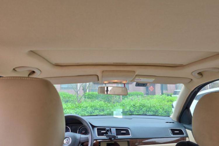 Used Volkswagen Lavida 2013 Restyled Classic 1.6L Manual Comfort Edition