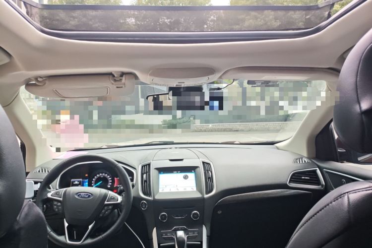 Used Ford Edge 2016 EcoBoost 245 Two-Wheel-Drive Titanium 7-Seater
