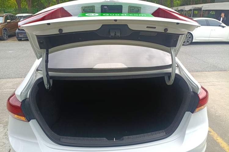 Used Hyundai Elantra (6th Generation / Lingdong) 2016 1.6L Automatic ZhiXuan – Elite Version