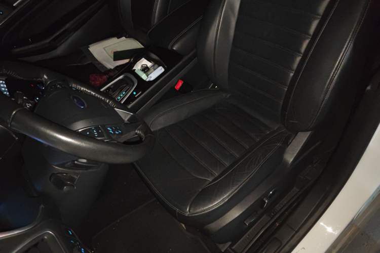 Used Ford Edge 2016 EcoBoost 245 Four-Wheel Drive Titanium Edition 7-Seater
