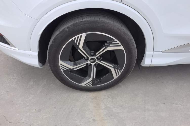 Used Audi Q4 e-tron 2023 40 e-tron Boundary Edition