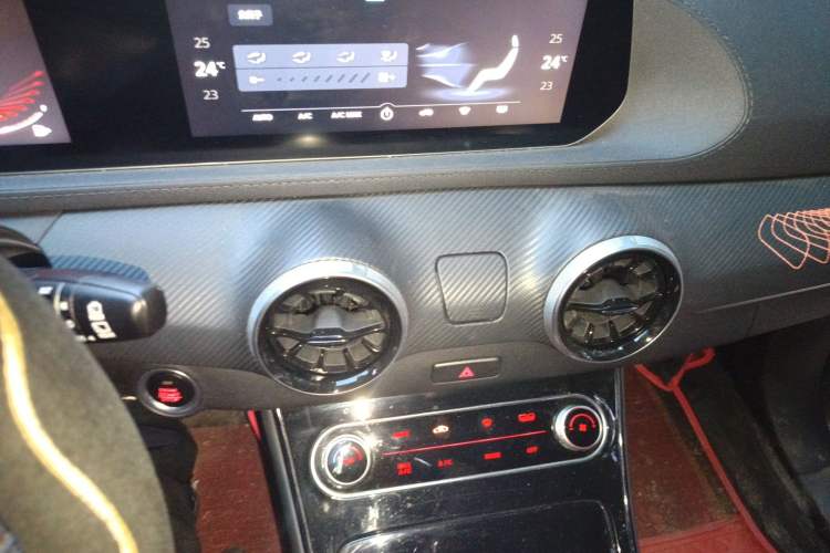 Used FORTHING T5 EVO 2021 1.5TD DCT Starry Edition