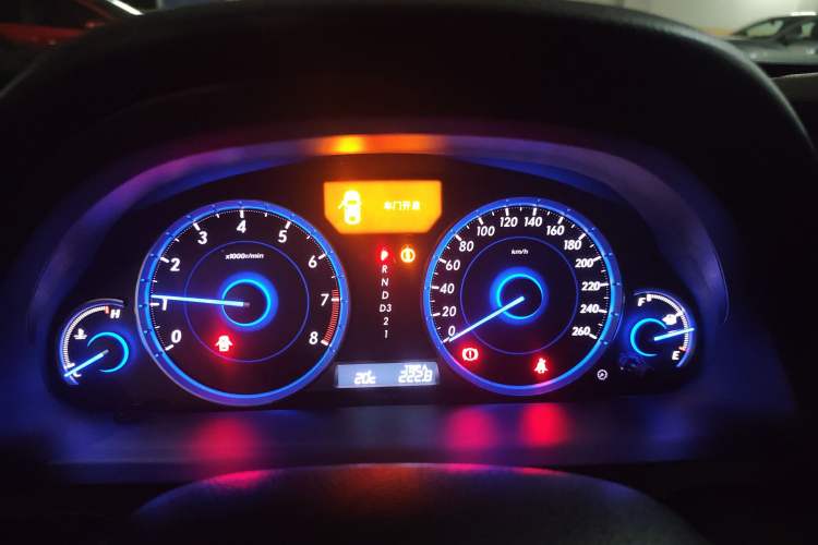 Used Honda Crosstour 2014 2.4L Luxury Edition
