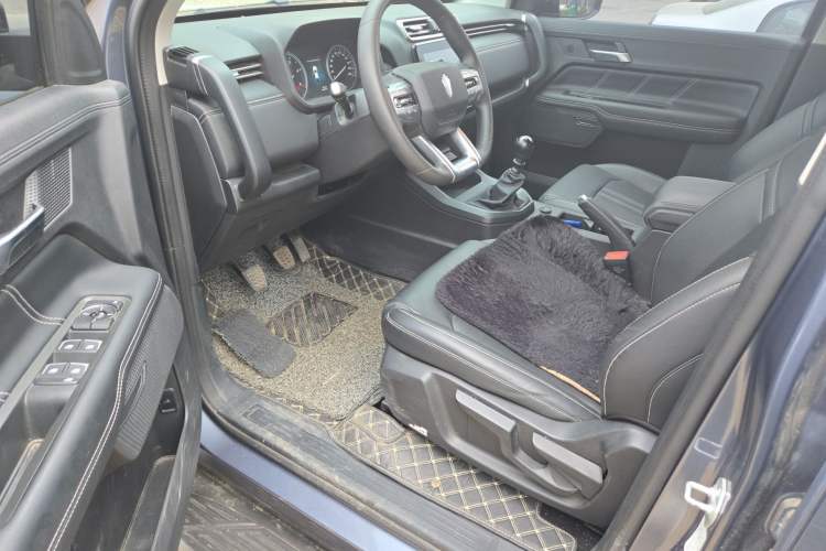 Used JMC DaDao 2023 All-Purpose 2.3T Diesel Manual Two-Wheel Drive Standard-Wheelbase Comfort Edition