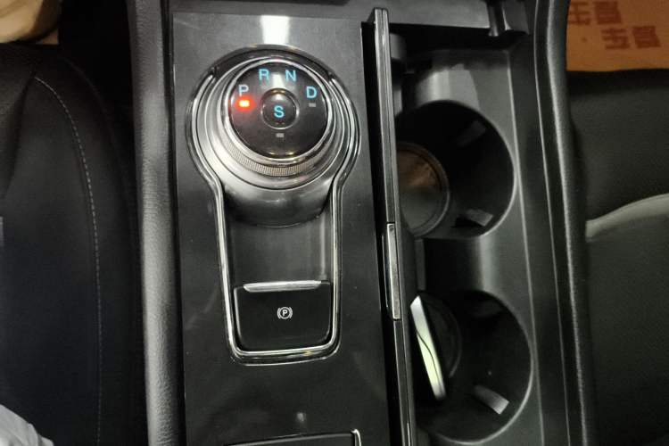 Used Ford Taurus 2017 EcoBoost 245 Luxury Model