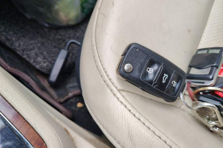 Used Volkswagen Lavida 2013 1.4TSI DSG Luxury Edition
