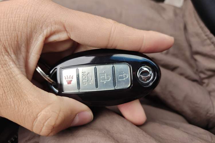 Used Dongfeng Aeolus A60 2012 1.6L Manual Luxury Model