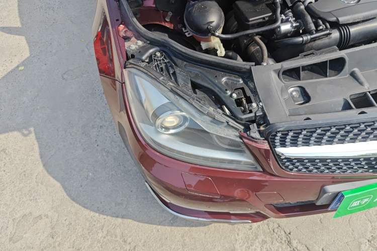 Used Mercedes-Benz C-Class 2013 C 260 CGI Fashion Model Right Front Headlight