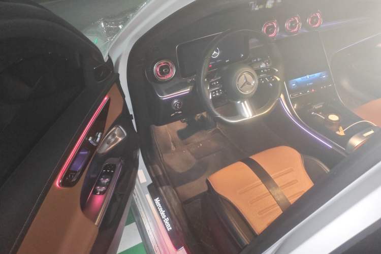 Used Mercedes-Benz C-Class 2022 C 260 L Obsidian Night Sport Edition Driver Seat