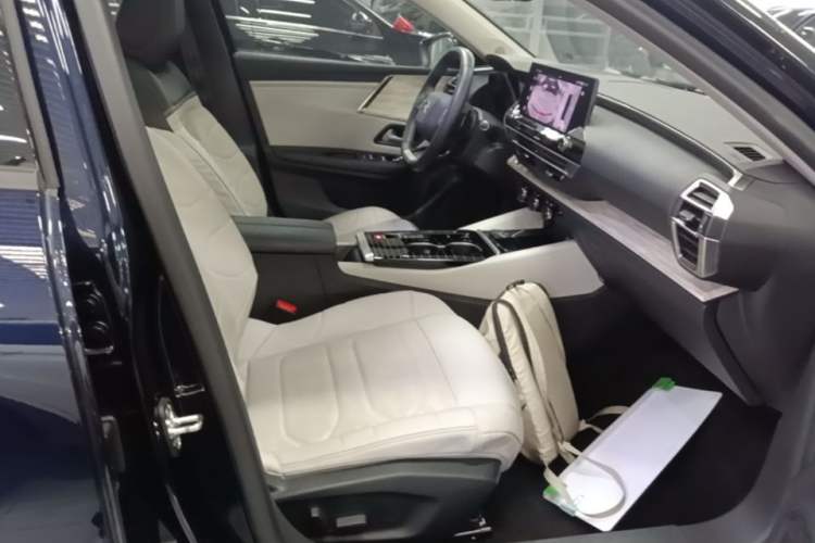 Used Citroen C5 X 2024 1.6T Traveler Extraordinary
