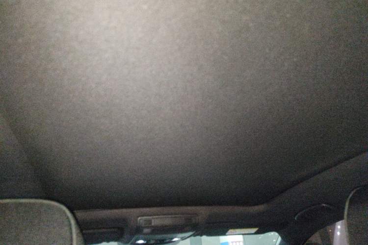 Used Volkswagen T-ROC 2021 280TSI DSG Two-Wheel Drive R-Line Pro Connected Version
