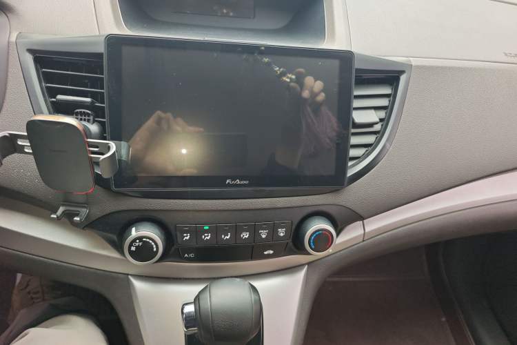 Used Honda CR-V 2012 2.0L two-wheel drive urban version