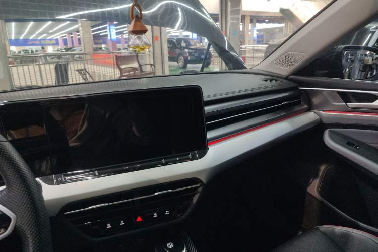 Used Volkswagen Lamando 2023 Lavida L 280TSI DSG Cool & Spicy Edition Center Console