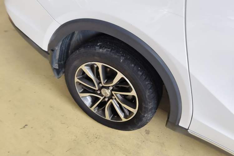 Used Baojun 730 2019 1.5T CVT Flagship Model 7 Seats China VI Emission Standard