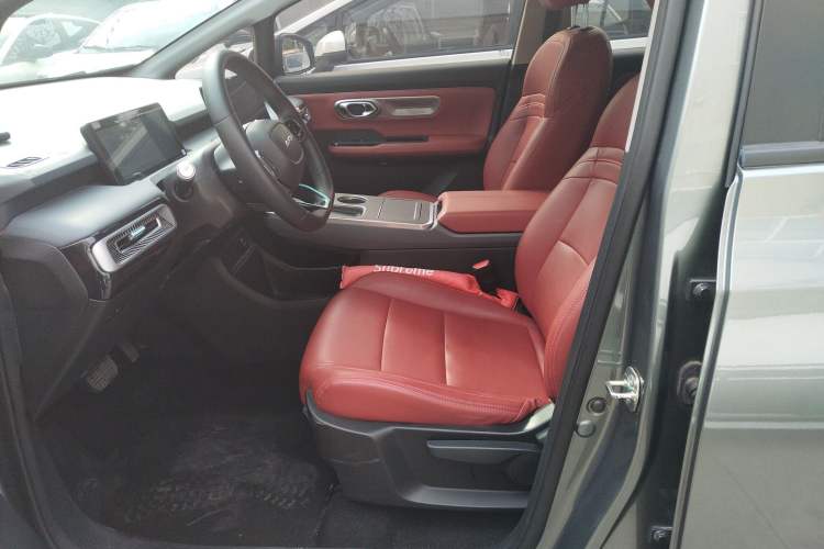 Used AION Y 2022 Plus 70 Enjoy Edition
