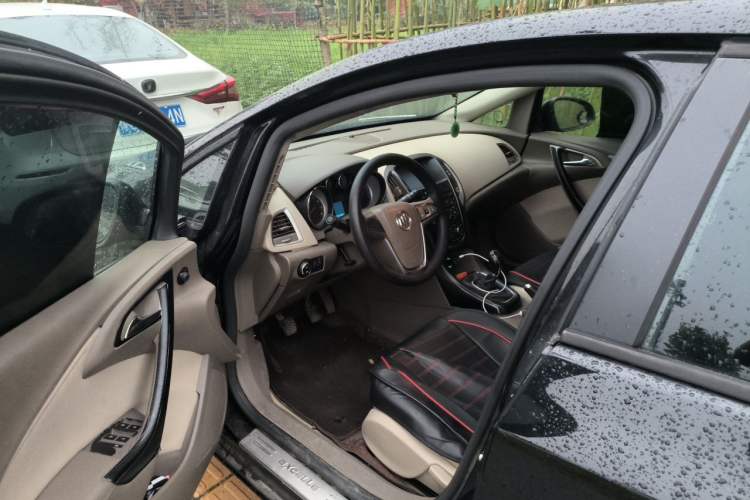 Used Buick GT 2013 GT 1.6L Manual Entry-Level Model
