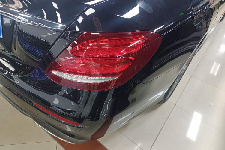 Used Mercedes-Benz E-Class 2019 Restyled E 300 L Sporty and Stylish Edition