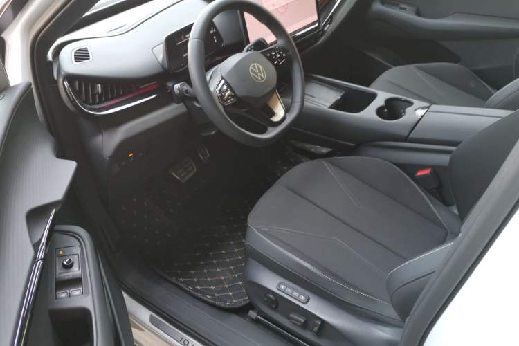 Used Volkswagen ID.UNYX 2024 Pro Long-Range Version