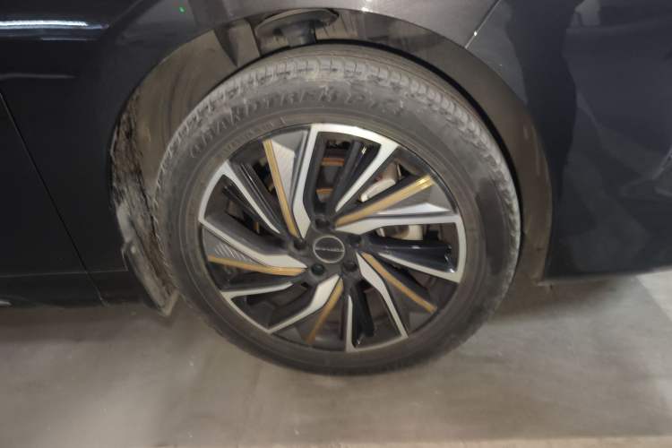 Used FORTHING Yacht 2022 1.5T DCT Chasing-the-Waves Edition