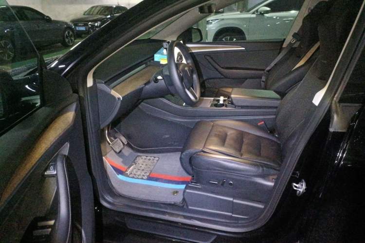 Used Tesla Model Y 2022 Rear-Wheel-Drive Version
