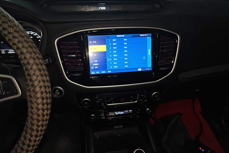 Used Geely Auto Vision X6 2016 1.8L Manual Luxury Model