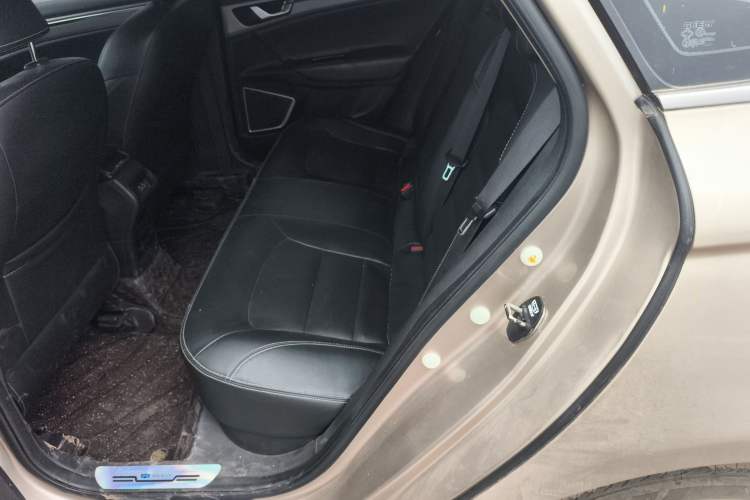 Used Geely Auto Emgrand GL 2018 1.8L DCT Elite Smart Connectivity Version Left Rear Seat