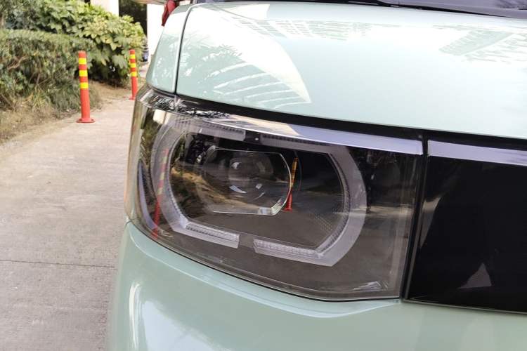 Used Wuling Hongguang MINIEV 2021 Macaron Premium Model – Lithium-NMC