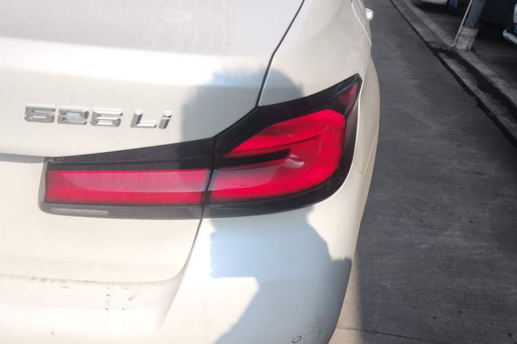 Used BMW 5 Series 2021 Facelifted 525Li M Sport Package Right Rear Taillight