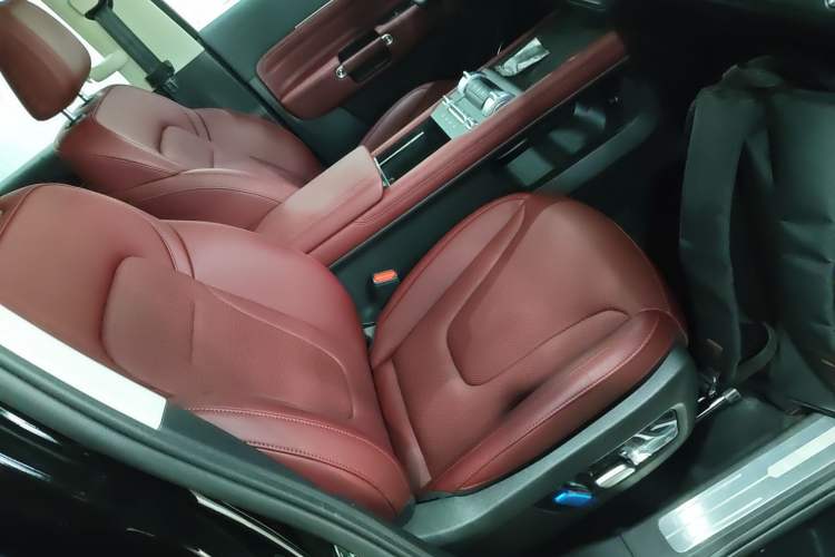 Used Tank 300 New Energy 2025 Hi4-T
