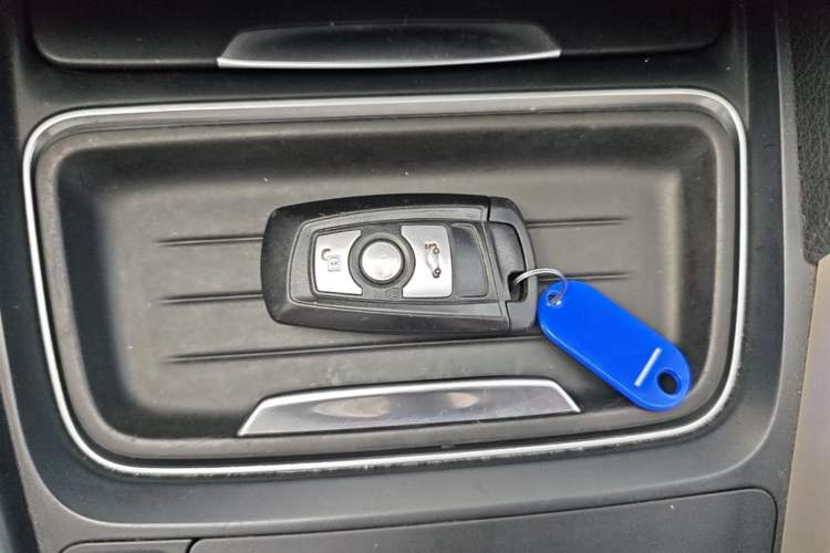 Used BMW 3 Series 2014 320Li Fashion Model
