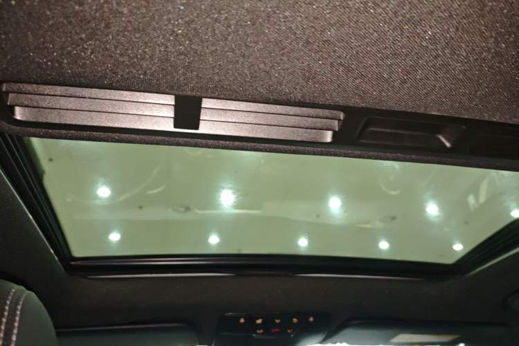 Used Mercedes-Benz GLC Coupe 2017 GLC 200 4MATIC Coupe SUV