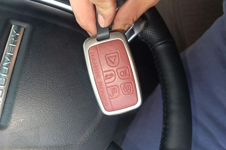 Used Land Rover Discovery 2017 3.0 SC V6 S
