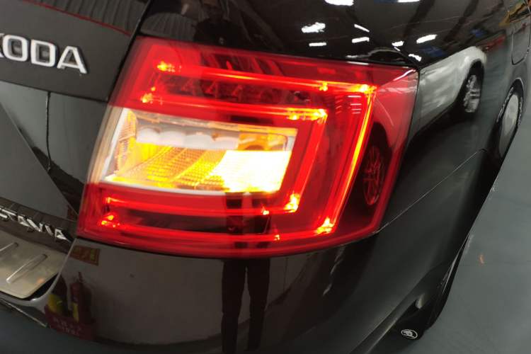 Used Skoda Octavia 2015 1.6L Automatic Yijie Edition
