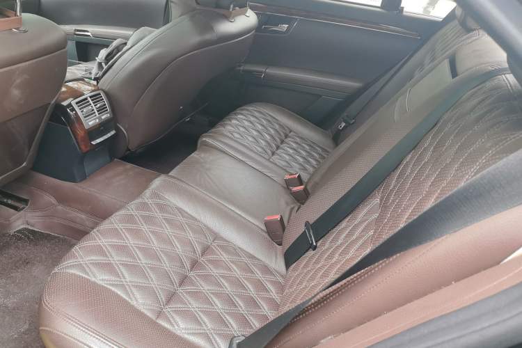 Used Mercedes-Benz S-Class 