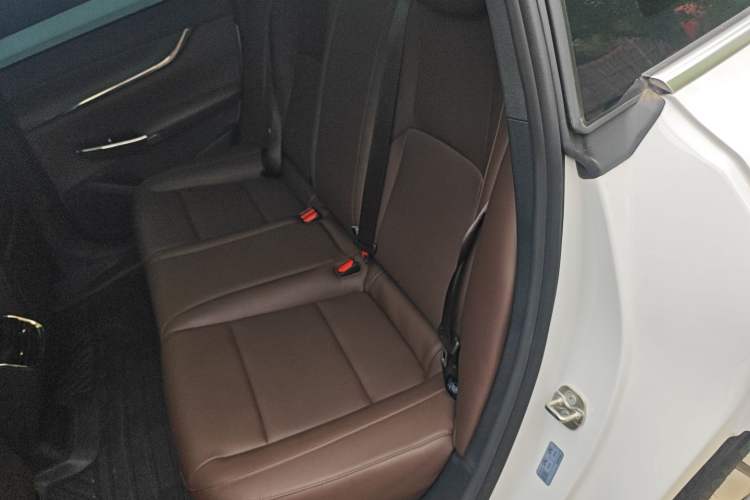 Used CHANGAN NEVO A07 2025 Blue Whale Range-Extending Model 140 Elite Version Left Rear Seat