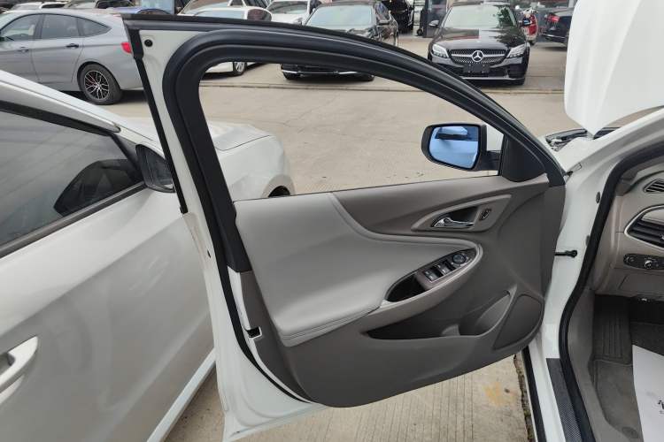 Used Chevrolet Malibu XL 2018 530T Automatic Luxury Edition