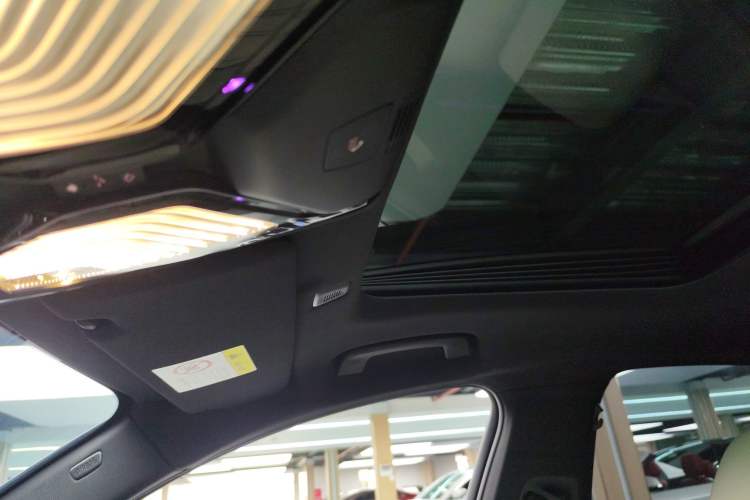 Used BMW 5 Series 2022 530i Sport Line M Sport Package Headliner