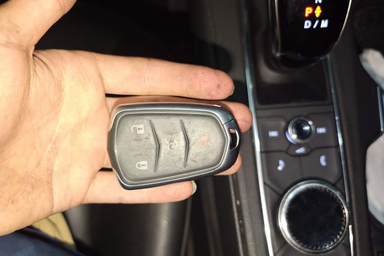 Used Cadillac XT4 2021 28T Two-Wheel Drive Leading Version
