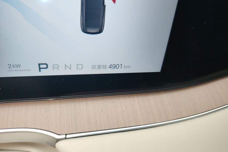 Used Denza N8 2023 Four-Wheel Drive Ultra-Hybrid Flagship Six-Seater Version