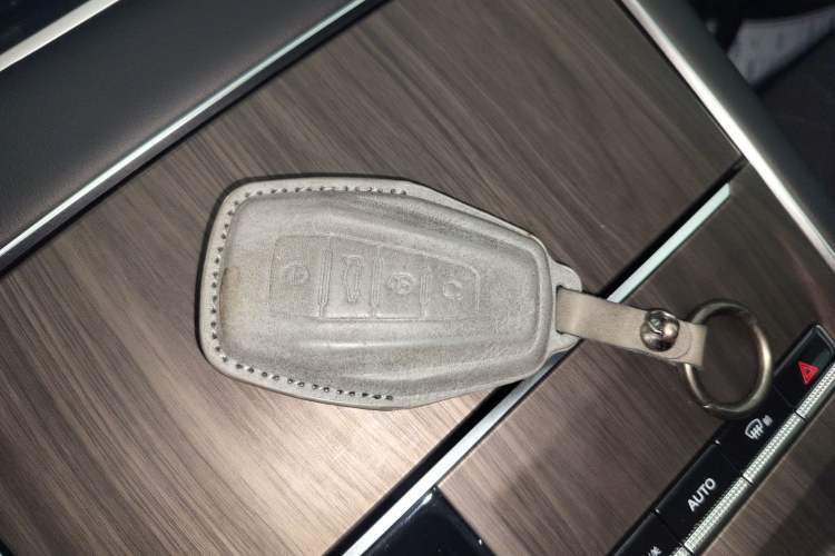 Used Geely Auto Monjaro L 2024 2.0TD High-Power Automatic Two-Wheel Drive Skyline Edition
