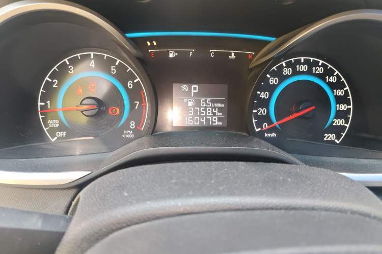 Used Chevrolet Cavalier 2016 1.5L Automatic Xinyue Edition Odometer Close Up