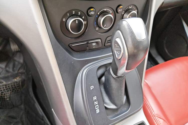 Used Ford Kuga 2013 1.6L GTDi Two-Wheel-Drive Comfort Model