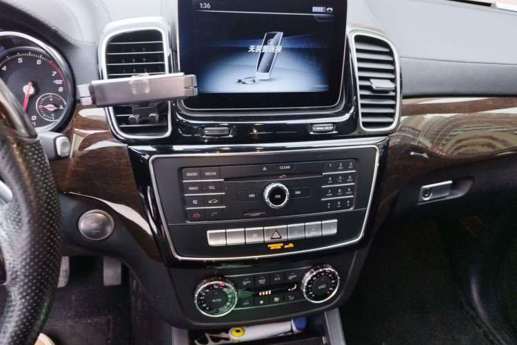 Used Mercedes-Benz GLS 
