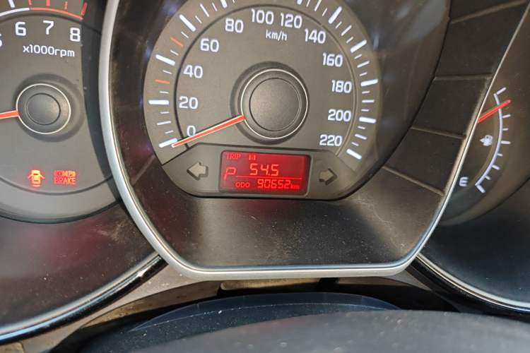 Used Kia K2 2012 Sedan 1.4L Automatic GLS Commemorative Edition