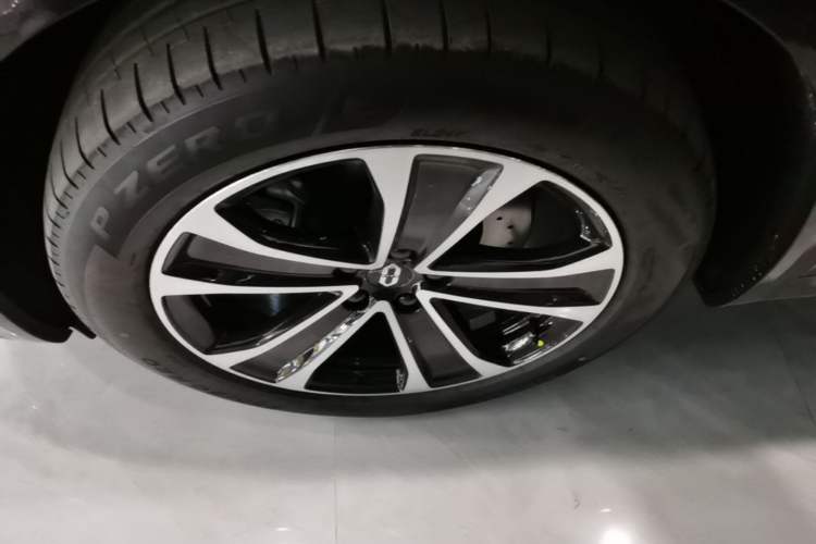 Used Hima AITO M7 2026 Model Range-Extending Max All-Wheel Drive 5-Seater Version